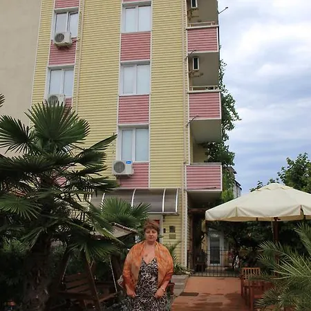 Ξενοδοχείο Rositsa 2*